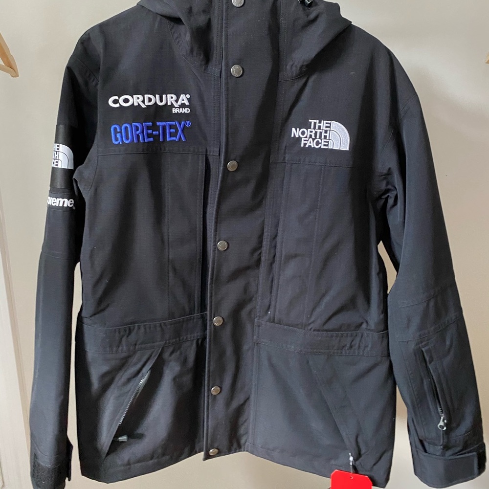 Supreme The North Face Expedition Jacket (FW18)